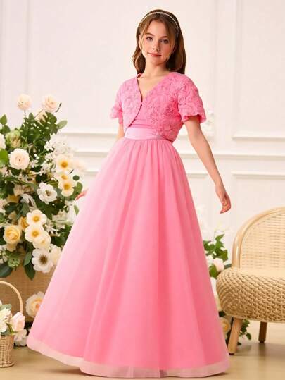 SHEIN Conjunto de 2 piezas con vestido floral 3D de malla para niñas preadolescentes, adecuado para eventos, fiestas y diversas ocasiones, que muestra un estilo dulce y elegante para vestidos de niñas de graduación