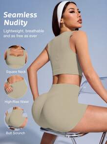 Easithlete 女士纯色罗纹针织运动文胸和短裤套装 女士健身套装 - 卡其色 - 查看 2