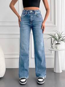 EURMUSE Women's Pocket Straight Relaxed Fit Casual Versatile Jeans - Light Wash - View 1