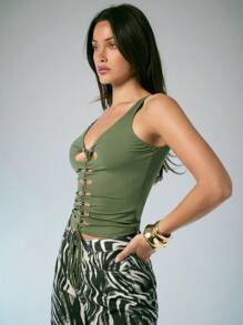 Denimoi 银色珠子镂空系带上衣 无袖上衣 圆领背心 夏季上衣 夏季服装 时尚清凉上衣 演唱会上衣 度假上衣