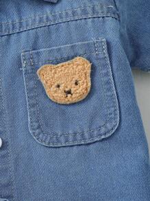 SHEIN Playful Pals ملابس أطفال صبيان مكونة من ملابس علوية كارديجان قصير الأكمام بياقة متدلية وبنطال قصير من الدنيم الأزرق، أسلوب كاجوال وفضفاض، مناسب للخروجات والراحة في المنزل والرياضة اليومية وحفلات الأعياد - أزرق فاتح اللون - مشاهدة 5