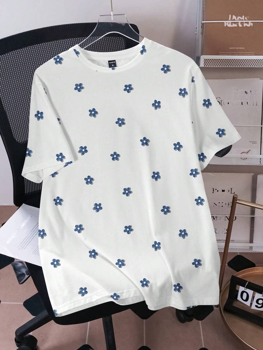 SHEIN EZwear Textured Floral Plus Size Casual Simple Round Neck Short Sleeve T-Shirt, Suitable For Summer - Multicolor - View 1