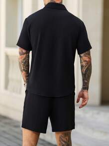 Manfinity Homme 2pcs/Set Men's Textured Jacquard Short Sleeve T-Shirt And Shorts Set - Black - View 2