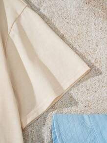 Shark Week X SHEIN Tween Boys Casual Apricot Shark Print Short Sleeve T-Shirt