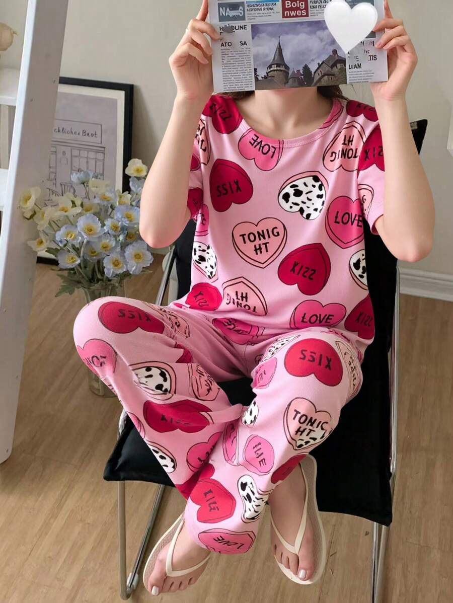 Set de 2 pièces de pyjama pour adolescentes, tenue décontractée confortable avec imprimé cœurs sur tout le Top à col rond à manches courtes et pantalon long