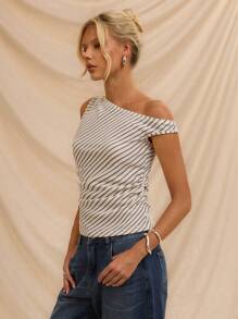 Lucid Women's Striped Off-Shoulder Asymmetric Blouse - 黑白 - 查看 9