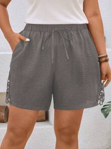 SHEIN LUNE Plus Size Summer Vacation Solid Color Splice Water Soluble Lace Shorts - Coffee Brown - View 4