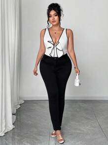 Elenzga Body elegante de punto blanco con cuello en V profundo y decoración de lazo para mujer talla grande, ajuste ceñido - Blanco - Ver 7