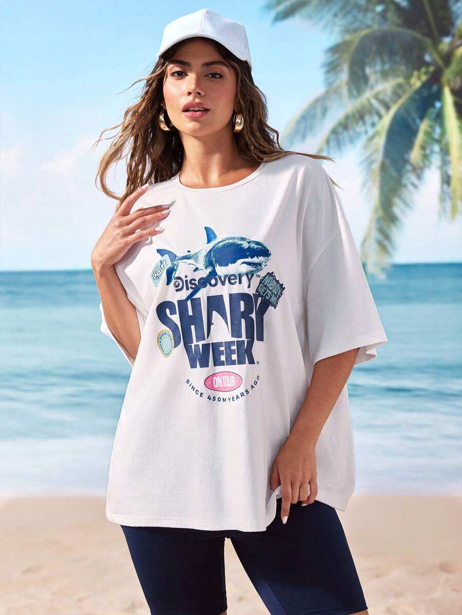 Shark Week X SHEIN Tricou cu mânecă scurtă cu decolteu rotund și cu litere, cu mânecă scurtă - alb - Vizualizare 1