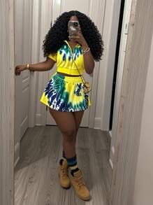 Slaydiva Set da 2 pezzi composto da cardigan corto casual con zip e stampa tie-dye + minigonna a ruota tie-dye, adatto per uscite giornaliere, feste, festival musicali, Pasqua, vacanze, stile Gyaru, abbigliamento casual di strada, laurea