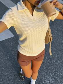 Siren Gaze 女士 V 领短袖 T 恤，夏季修身短款 Polo T 恤，休闲修身设计，母亲节女士 Polo T 恤 - 杏色 - 查看 6