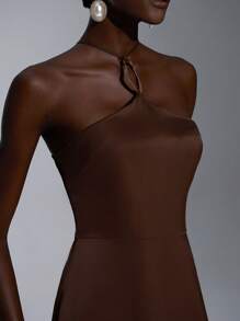 Elitara 优雅、浪漫、性感、简约、棕色缎面吊带露背连衣裙，金属扣装饰，紧身、时尚、网红风格，适合节日、度假、生日派对、婚礼活动、伴娘 - 鏽棕色 - 查看 2