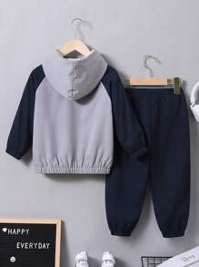 SHEIN Chico joven Cazadora con parche de letra de color combinado de manga raglán con capucha térmico con pantalones - Multicolor - Ver 2