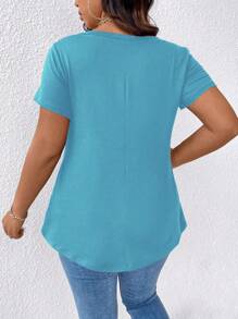 SHEIN LUNE CURVE 大码女式宽松V领T恤新年服装 - 藍色 - 查看 2