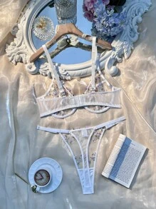 2pcs/Set Red Cherry Plus Size Lingerie Set - White - View 2
