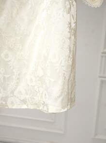 SHEIN LUNE Plus Size Elegant High Collar Button Placket Slit Short Sleeve Top And Shorts Set - Apricot - View 3