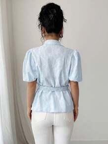 SHEIN Clasi Camisa de verano para mujer con mangas abullonadas de encaje, doble botonadura, cintura ceñida y cuello con solapa - Azul - Ver 2
