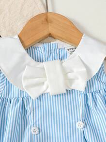 SHEIN 女婴休闲日常蓝色条纹舒适百搭连衣裙，适合外出和居家穿着