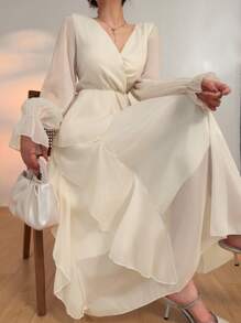 DAZY Vestido de Fada do Primeiro Amor Branco Leitoso, Vestido Ajustado com Decote em V - Damasco - Visão 4
