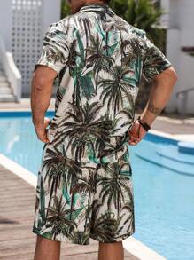 Manfinity RSRT Allover Print Men's Half Zip Polo Shirt And Shorts Set - Multicolor - View 2