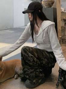 DAZY Women's Hooded Slim-Fit Sweatshirt, Autumn Jacket Zip Up