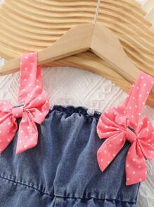 SHEIN Playful Pals 女婴时尚波尔卡圆点撞色肩带连体衣，带 3D 蝴蝶结 - 彩色 - 查看 3