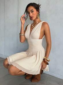 Aloruh 女士春夏时尚穿搭 音乐节 锐舞派对 锐舞派对服装 女士音乐节服装 乡村音乐会服装 音乐节服装 新款纯白低胸深V垂褶A字迷你连衣裙，派对/婚礼/度假/波西米亚风夏季女装 女士夏季服装 女士连衣裙 短款吊带裙 女士西部风服装 女士夏季连衣裙 白色连衣裙 女士白色连衣裙 度假波西米亚风，毕业礼服 - 白色 - 查看 7