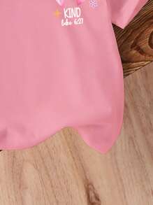 SHEIN Blus Kasual Lengan Pendek Leher Bulat Motif Huruf & Pita untuk Bayi Perempuan - Berwarna merah muda - View 5