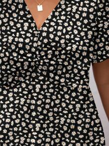 SHEIN Frenchy Plus Size Summer Casual Daisy Floral Print Dress, Versatile Vacation Dress Suitable For Music Festivals And Holiday,Sun Dresses For Women Fall Clothes