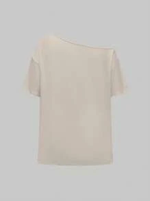 ROMWE Goth 大码复古十字架和藤蔓标语做旧印花宽松不对称领口落肩 T 恤 - 卡其色 - 查看 2