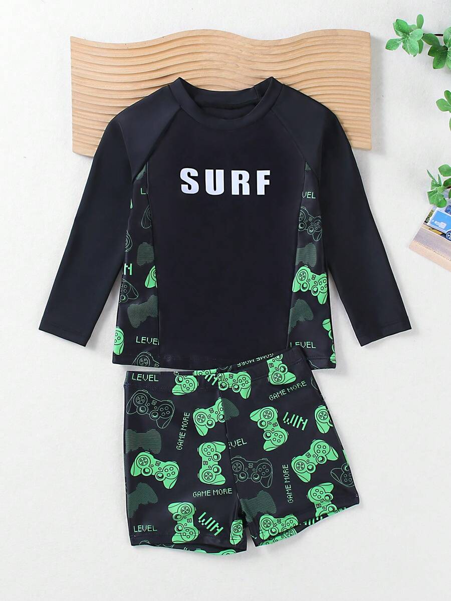 SHEIN Young Boys' Hazy Blue Print Swimsuit Top With Printed Front Panel And Random Print Swim Shorts, 2 Pieces Set