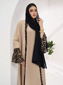 Al Najma 女士豹纹拼接喇叭袖阿拉伯风格套装，朴素 - 卡其色 - 查看 3