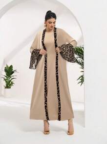 Al Najma 女士豹纹拼接喇叭袖阿拉伯风格套装，朴素 - 卡其色 - 查看 5