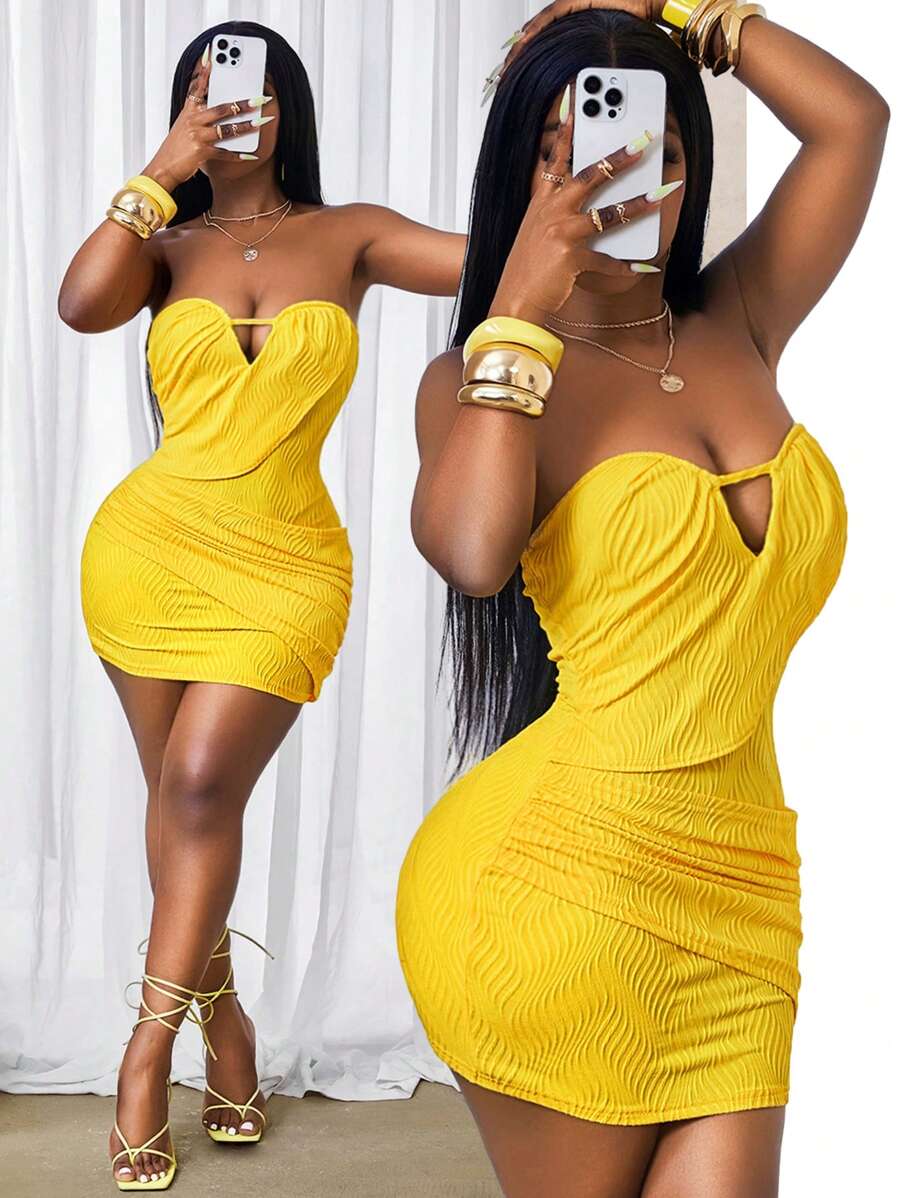 BamGleam Yellow Elastic Strapless V-Neck Mini Sexy Hip Hugging Skirt - Yellow - View 1