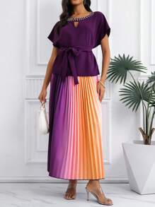 SHEIN Clasi Conjunto de 2 piezas de blusa y falda para mujer con cintura anudada, plisada y degradada con detalles de pedrería - Morado - Ver 4
