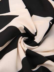 SHEIN PETITE CURVE Plus Size Summer Casual Vacation Plant Pattern Shirt & Shorts 2pcs Set - Multicolor - View 8