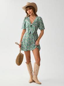 SHEIN LUNE Clip à cheveux avec nœud à fleurs vertes dispersées, style décontracté pour vacances à la campagne. Robe fleurie à petites fleurs pour les vacances, style cottagecore pour concert country, tenue pour garden party - Vert - Voir 5