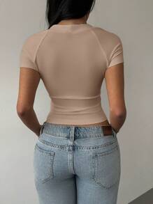 SHEIN BASICS Áo croptop nữ cổ bẻ đan màu trơn bó sát - màu nâu - Xem 2