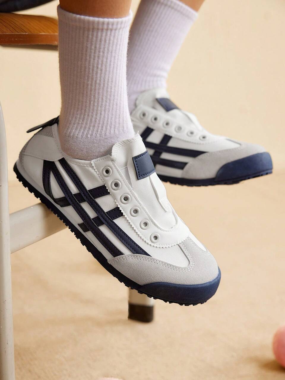 CUCCOO EASI Women's Casual Versatile Simple Comfortable Sport Shoes Back To School