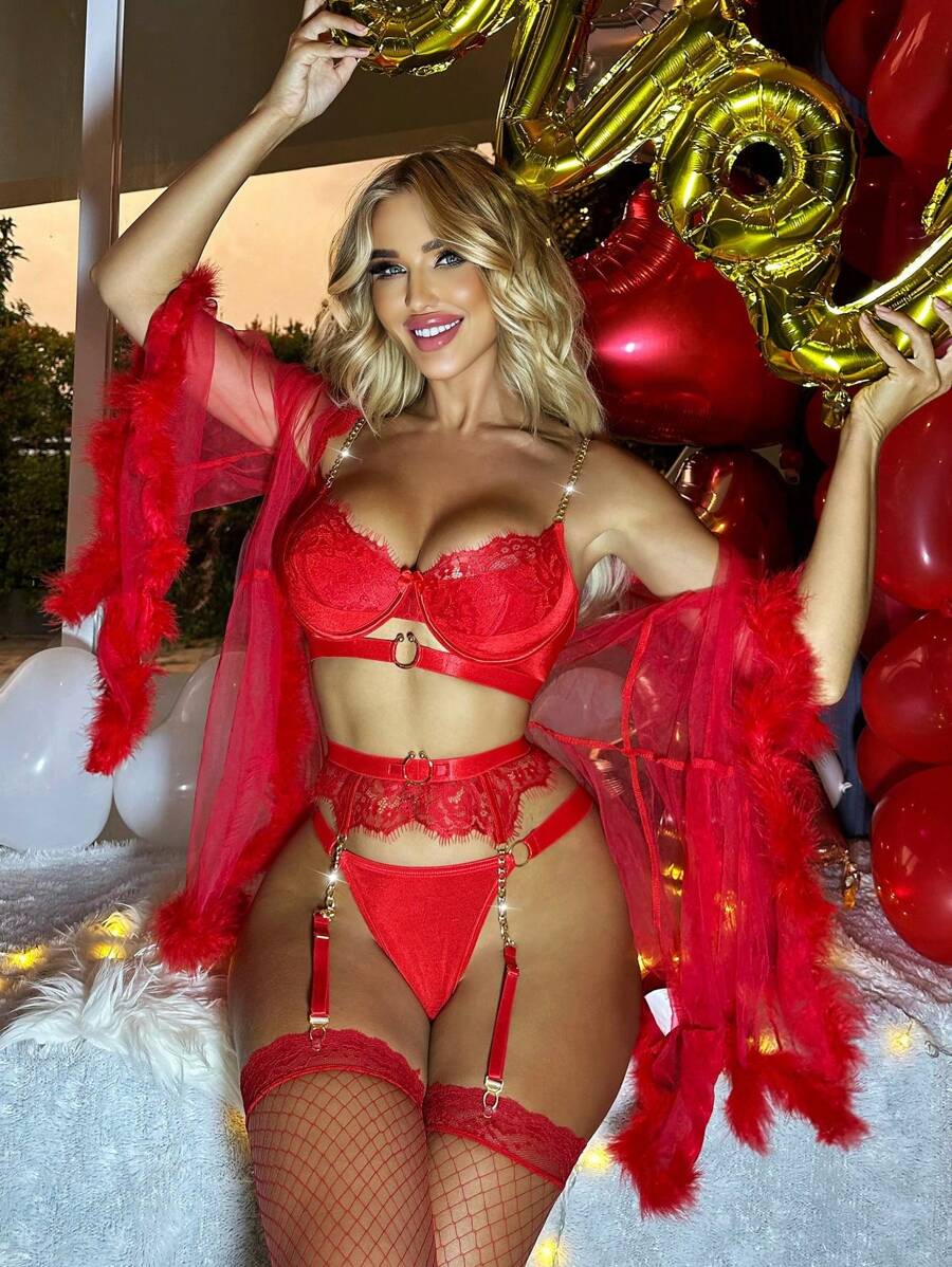 Floral Lace Underwire Garter Lingerie Set & 1pair Stocking Without Robe - Red - View 1