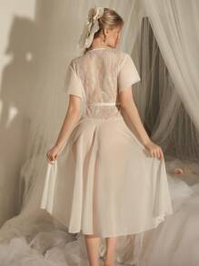 DelicateAllure French Romantic Elegant Mesh Ruffle Lace Patchwork Ladies Bathrobe - White - View 2