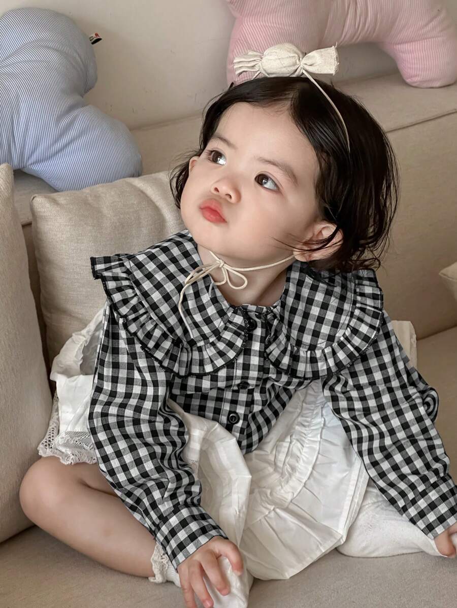 Blusa de manga larga con volantes a cuadros para niños pequeños, linda para el verano - Blanco y Negro - Ver 1