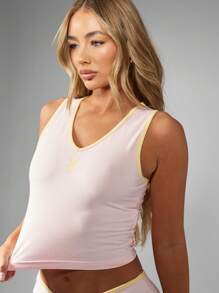 Missguided x Playboy 圣诞舒适棉混纺背心短裤睡衣套装 - 粉色 - 查看 6