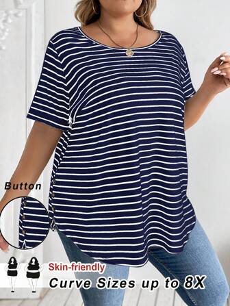 SHEIN CURVE+ Plusstorlek rund halsad randig mönstrad kortärmad casual t-shirt, lämplig för resor, flygplats, business casual kvinna/plusstorlek t-shirt sommar/lant/strandsemester outfits/strandoutfits/strandkläder
