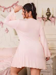 Plus Size Women Solid Color Pleated Long Sleeve Sexy Nightgown