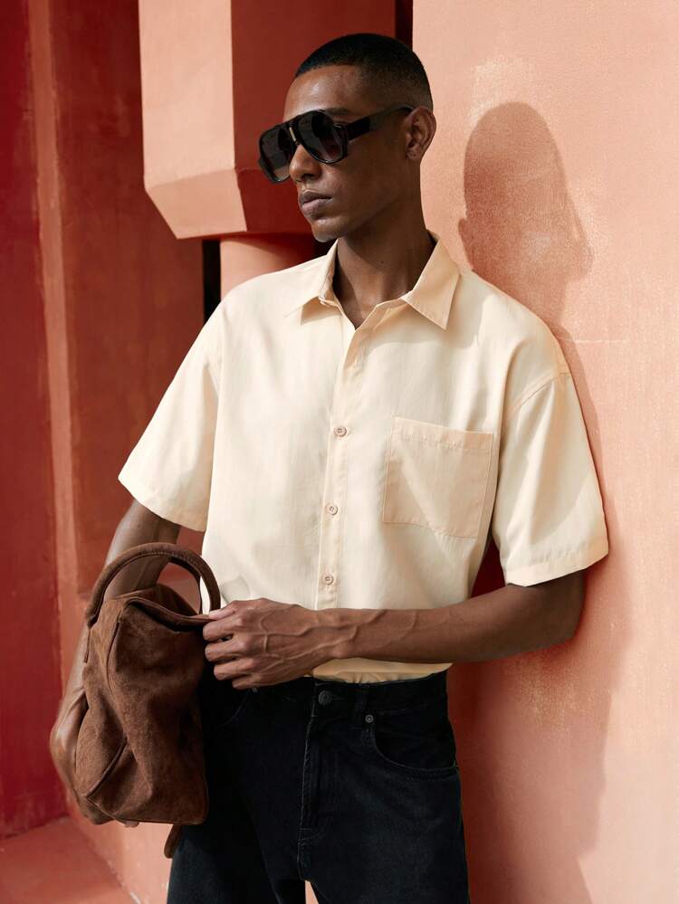 SHEIN Maija 2025 Spring & Summer New Arrival Minimalist High-End Beige Smooth Comfortable Turndown Collar Pocket Decor Men Shirt, Suitable For Casual, Beach, Vacation, Romantic Resort, Outing, Party, Wedding Guest, Vintage Gentleman Style
