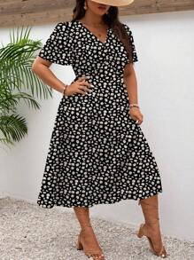 SHEIN Frenchy Plus Size Summer Casual Daisy Floral Print Dress, Versatile Vacation Dress Suitable For Music Festivals And Holiday,Sun Dresses For Women Fall Clothes