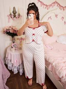 SweetSlumber Conjunto de pijama de talla grande con diseño de corazón dulce, ribete de volantes y color contrastante