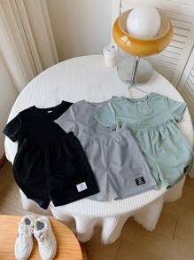 SHEIN 6 件套男婴/女婴纯色字母印花短袖 T 恤和松紧腰短裤基本款服装，春夏季 - 藍色 - 查看 5