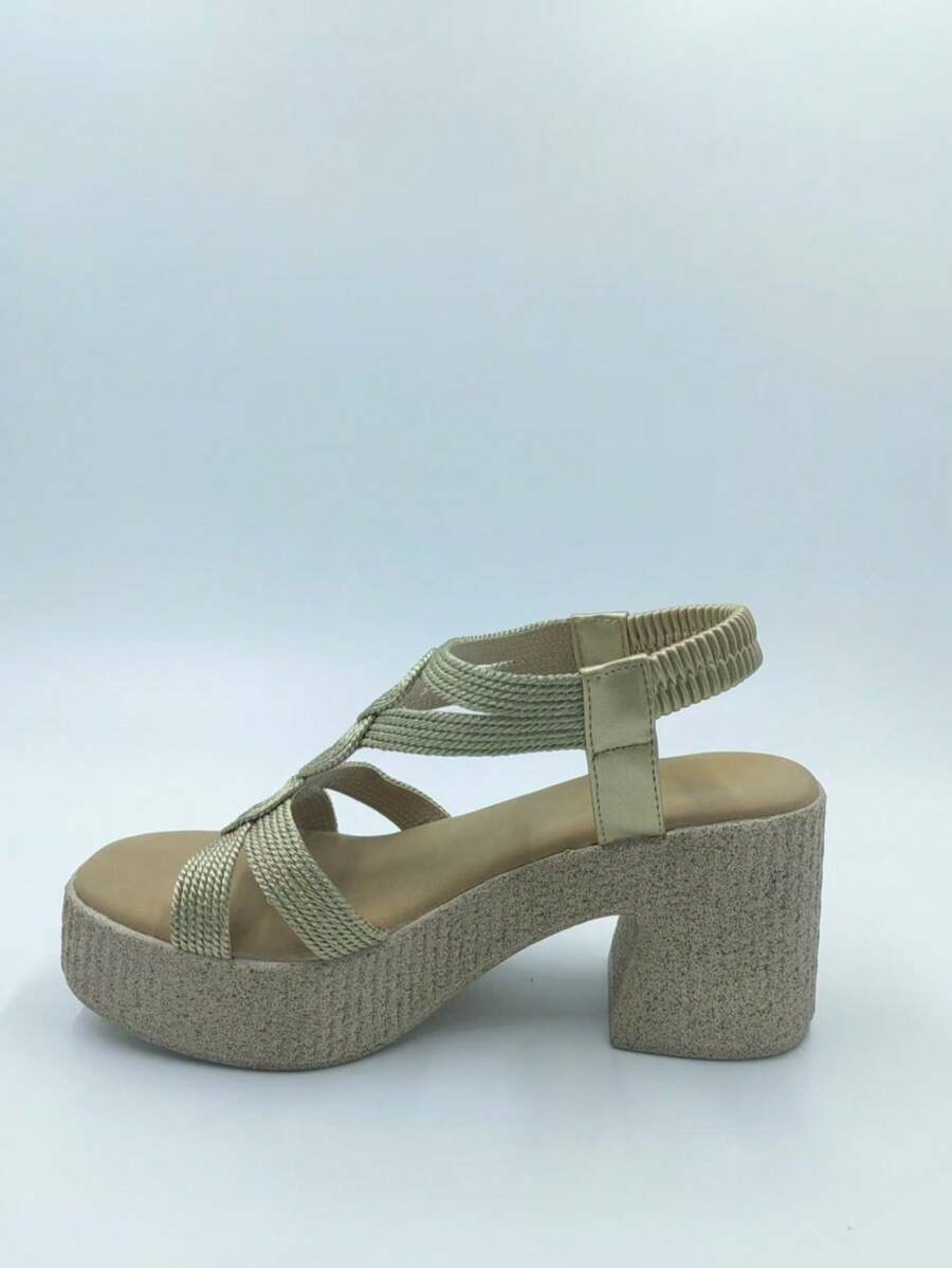 Styleloop Women Woven Platform Sandals, Natural Boho Style Suitable For Beach, Party, Outing, Pair With Dress Or Casual Pants - Brown - View 1
